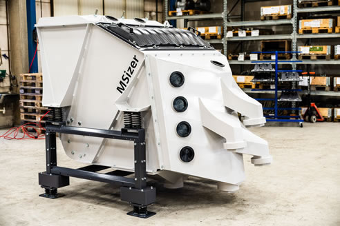 Siktmaskin Mogensen SE är en kompakt sizer och ger med sin linjära vibrationsrörelse en skonsam och effektiv siktning även av svåra och slitande materialtyper. 